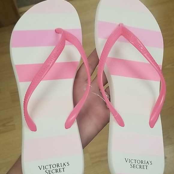 3 Victoria's Secret totes new - Picture 8 of 8